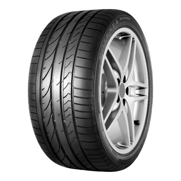 Шины Bridgestone 215/40/18 Y 85 Potenza RE050A старше 3-х лет Шины Bridgestone 215/40/18 Y 85 Potenza RE050A старше 3-х лет